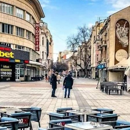 Guest Rooms Super Center Plovdiv Perfect Location المظهر الخارجي الصورة