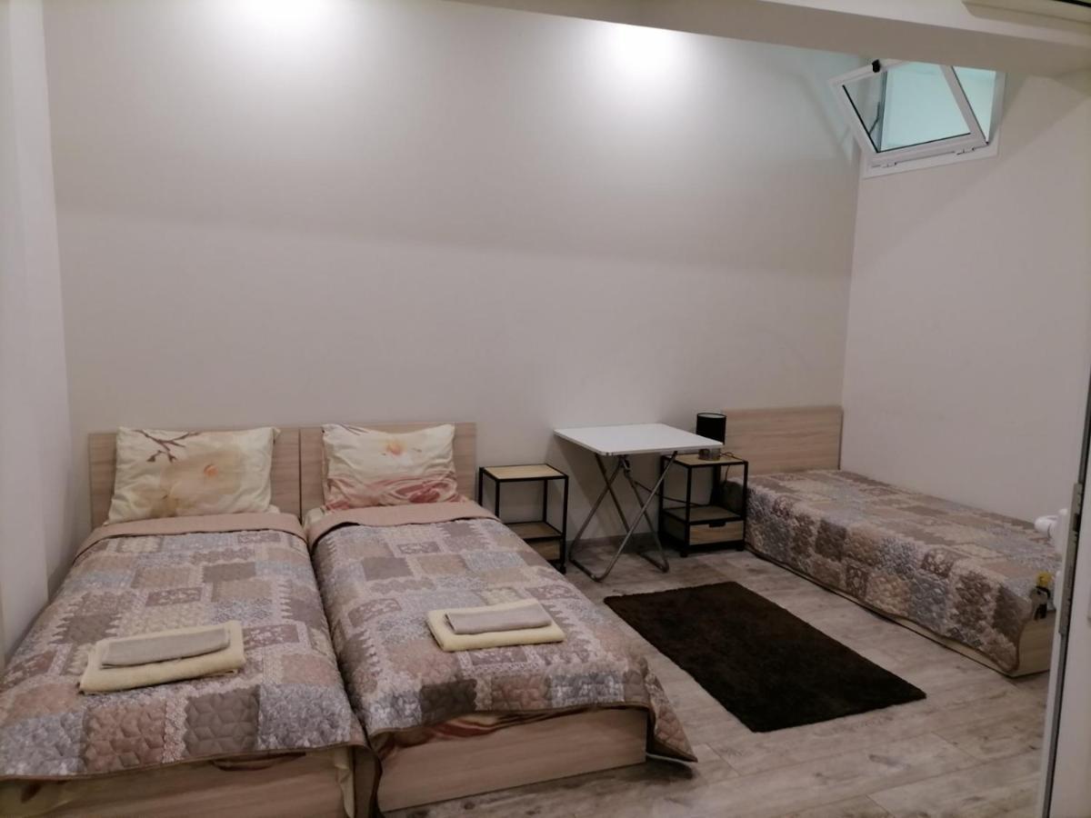 Guest Rooms Super Center Plovdiv Perfect Location المظهر الخارجي الصورة