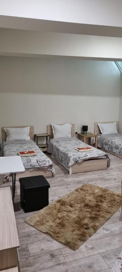 Guest Rooms Super Center Plovdiv Perfect Location المظهر الخارجي الصورة
